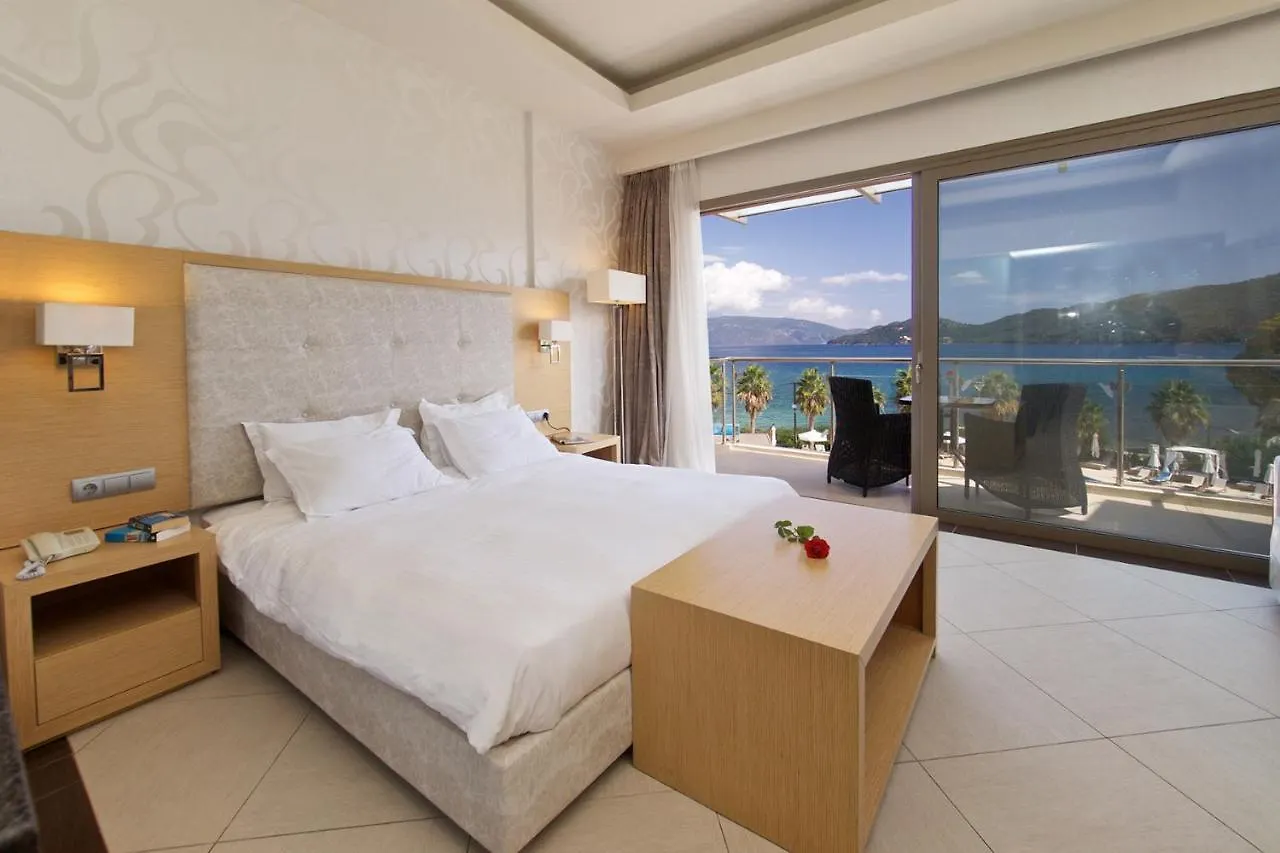Ionian Emerald Resort Karavomylos 5*,