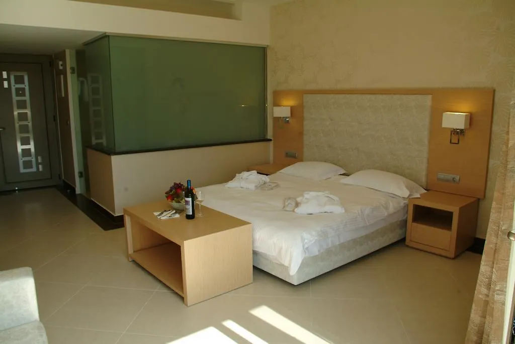 Ionian Emerald Resort Karavomylos Otel