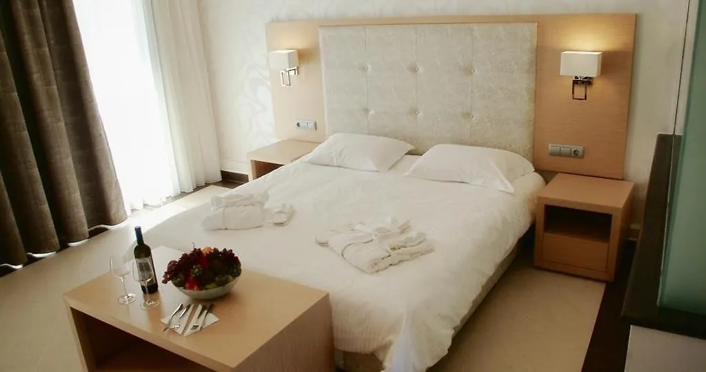 Ionian Emerald Resort Καραβόμυλος 5*,
